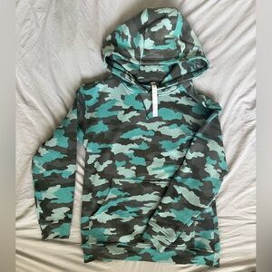 lululemon Green and Black Women’s Hoodie